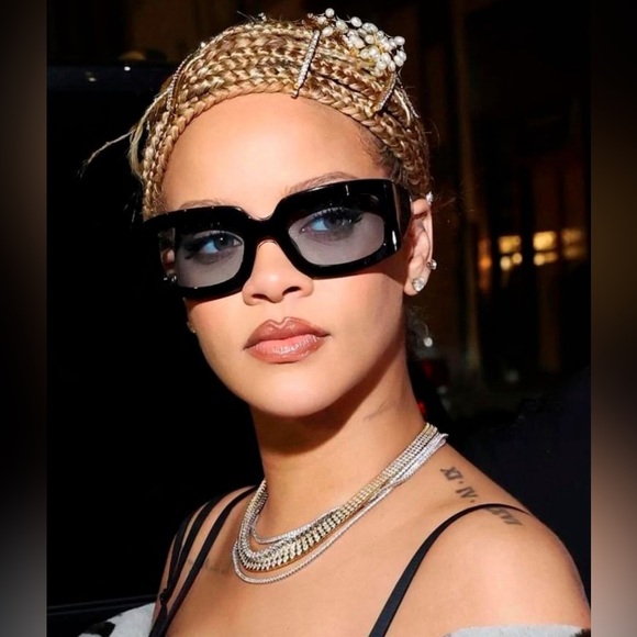 Sunglasses - Picture 6 of 7